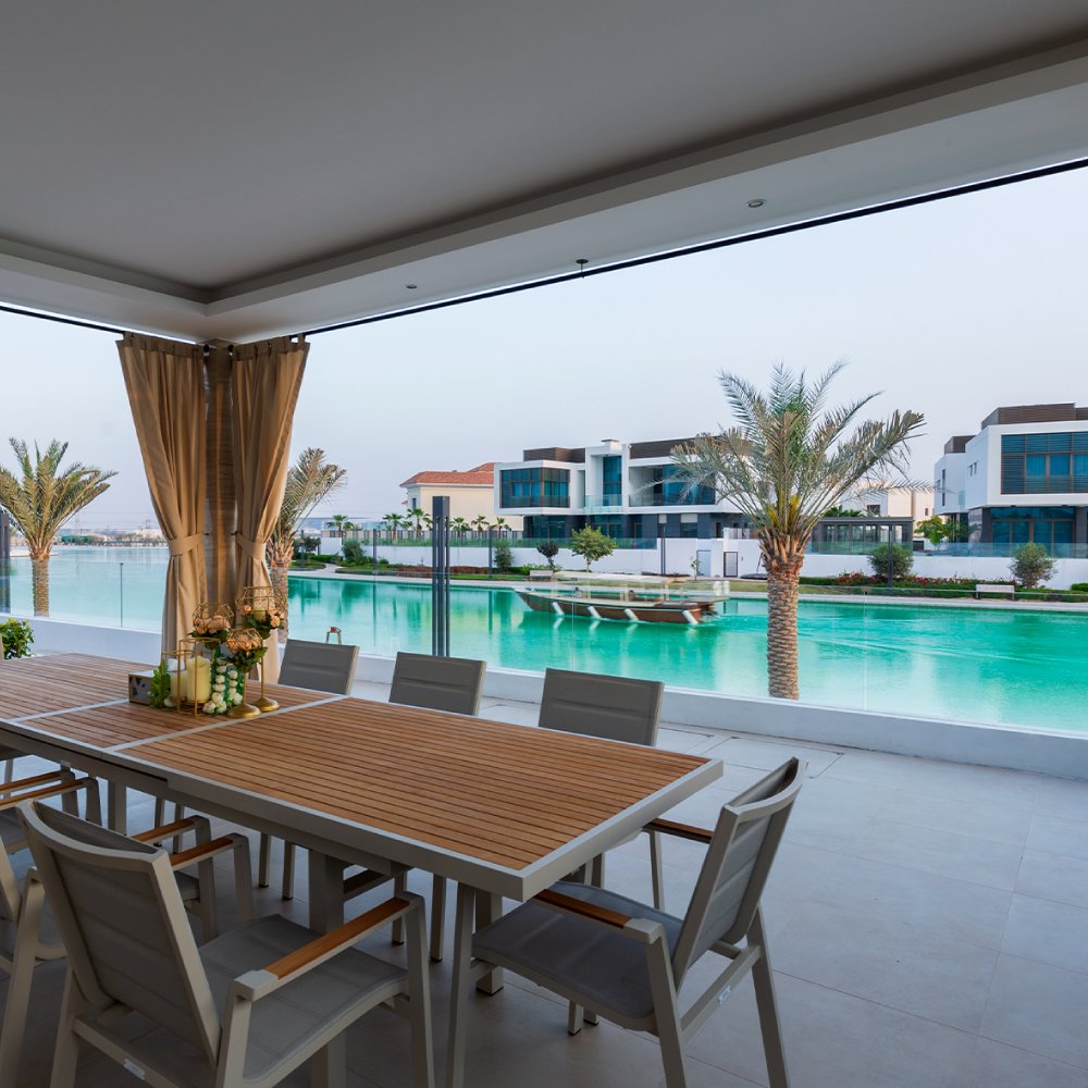 Outdoor Lounge